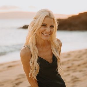 Meet your Posher, Val